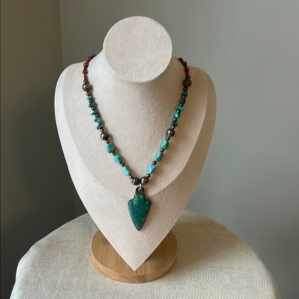 Navajo Arrowhead Hand Crafted Turquoise and Sterling Silver Beaded Necklace